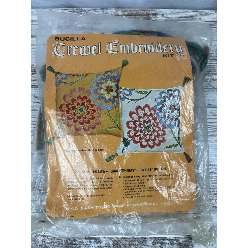 Vtg Bucilla Crewel Embroidery Kit 2419 Giant Zinnias 16" Pillow Floral Wool NOS